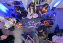 Curtains Up!, Midlands